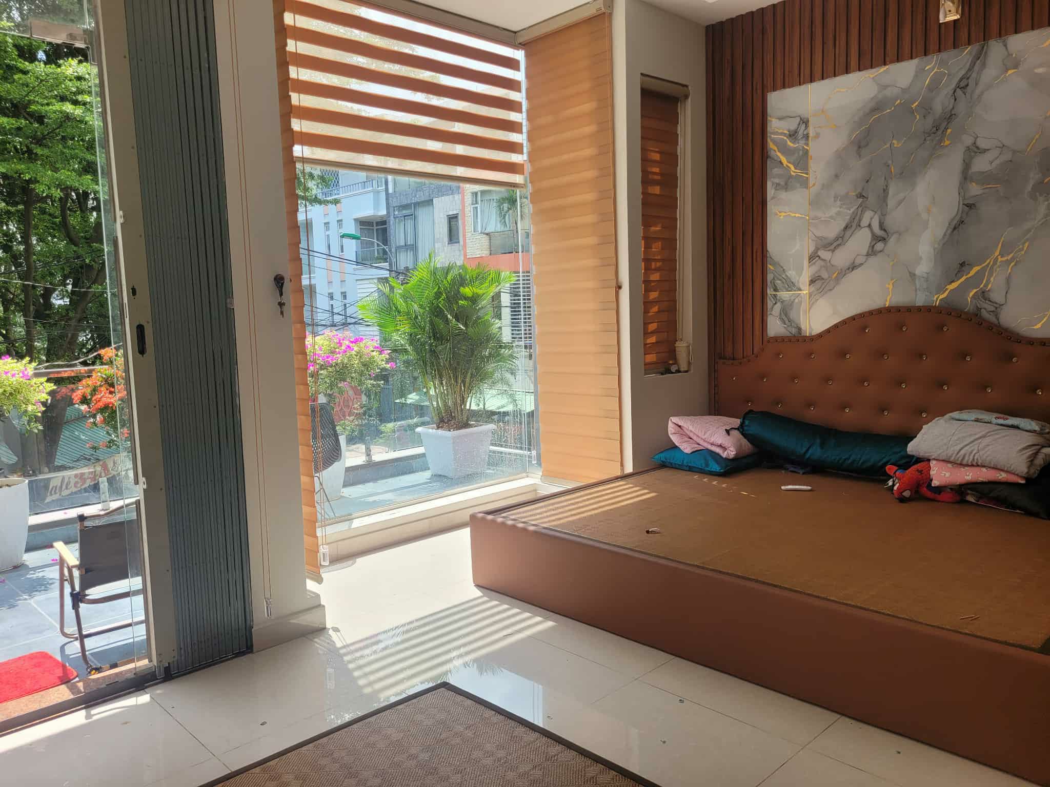 Bán nhà Bình Tân - Khu Tên Lửa - 100m2 - Giá chỉ nhỉnh 17 tỷ